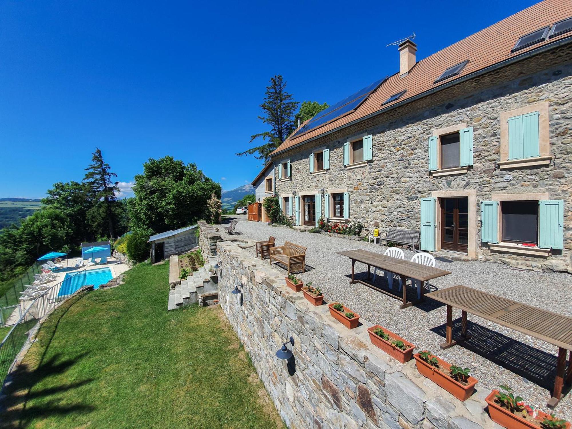 Lerefugedetiti Villa Buissard Exterior photo